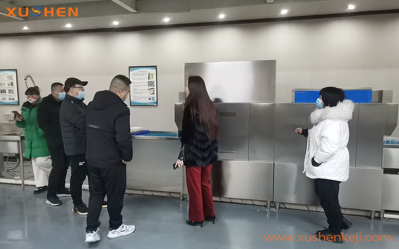 長(zhǎng)龍式洗碗機(jī)， 大型洗碗機(jī)，洗碗機(jī)廠家